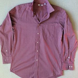 Uniqlo Men’s Shirt, Burgundy and White, Medium